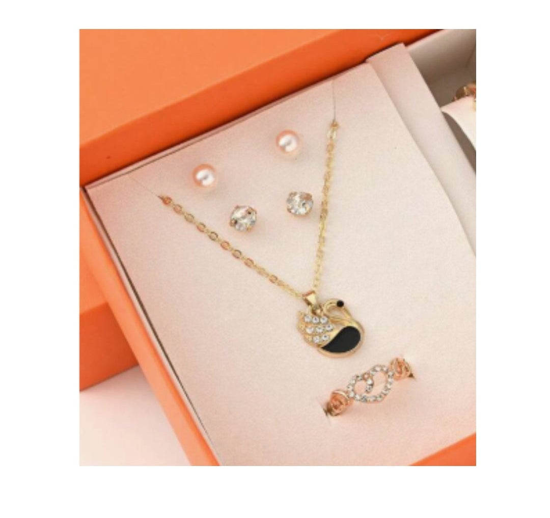 7 Piece Jewellery Box with Roses